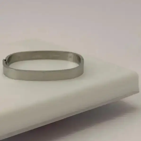 بنگل نقره ای کارتیر استیل