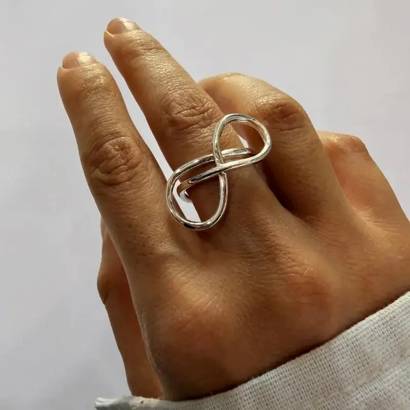 انگشتر نقره ای پاپیون آب نقره کد AN00020