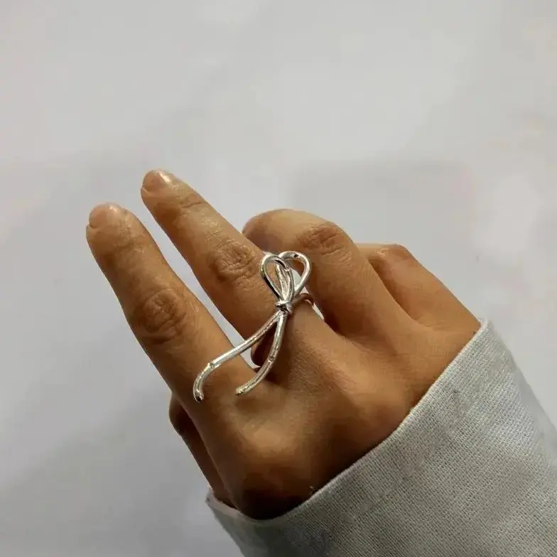 انگشتر نقره ای پاپیونی