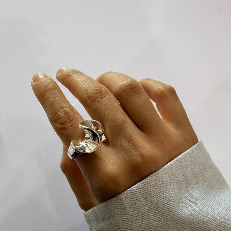 انگشتر نقره ای فشن دفرمه 