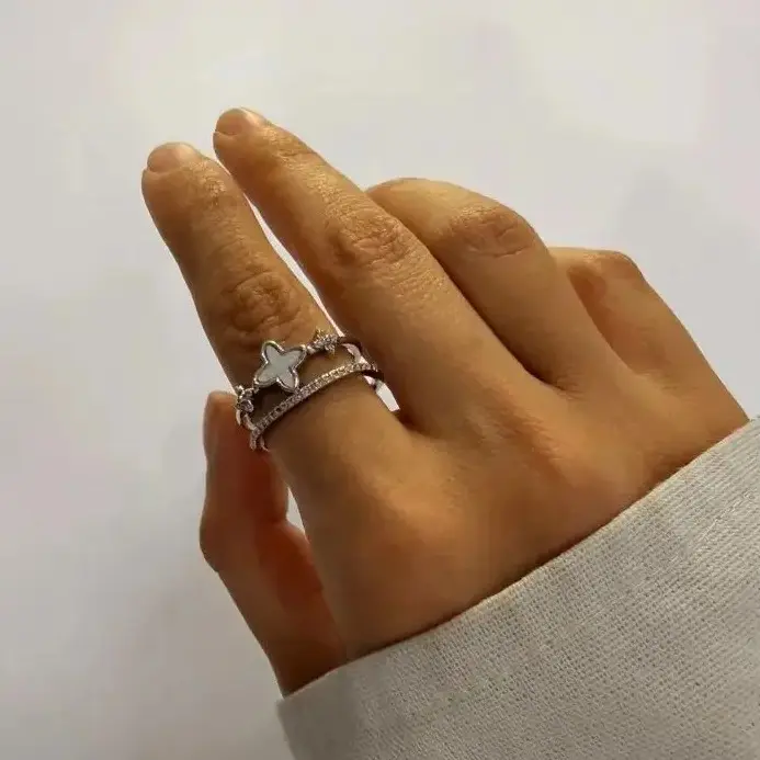 انگشتر طلایی ونکیلیف فشن