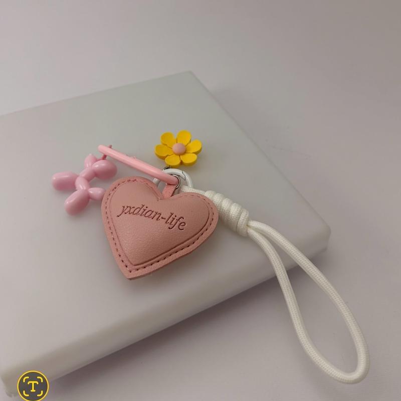 چارم بگ صورتی قلب و اسب