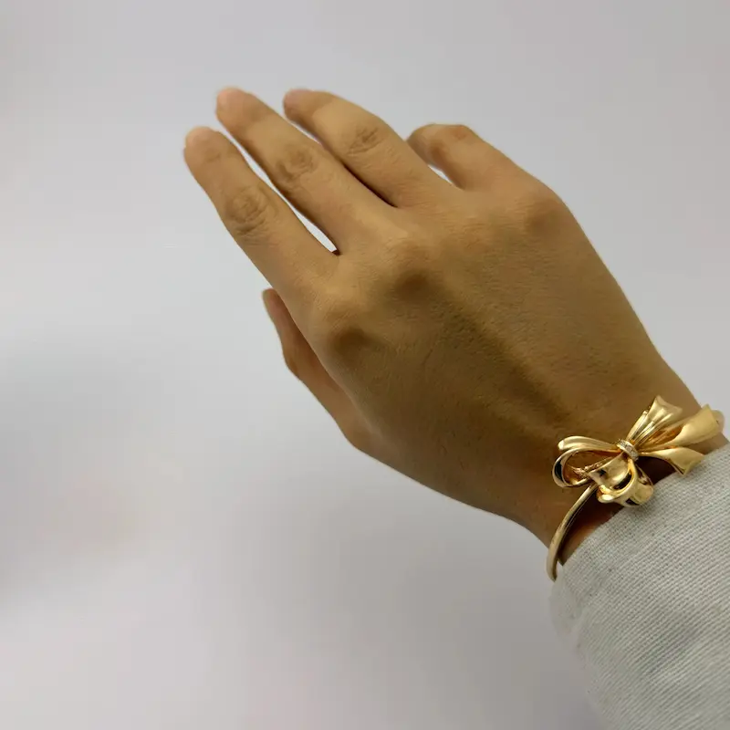 بنگل طلایی آب کاری طلا پاپیون