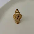 انگشتر طلایی طرح گل