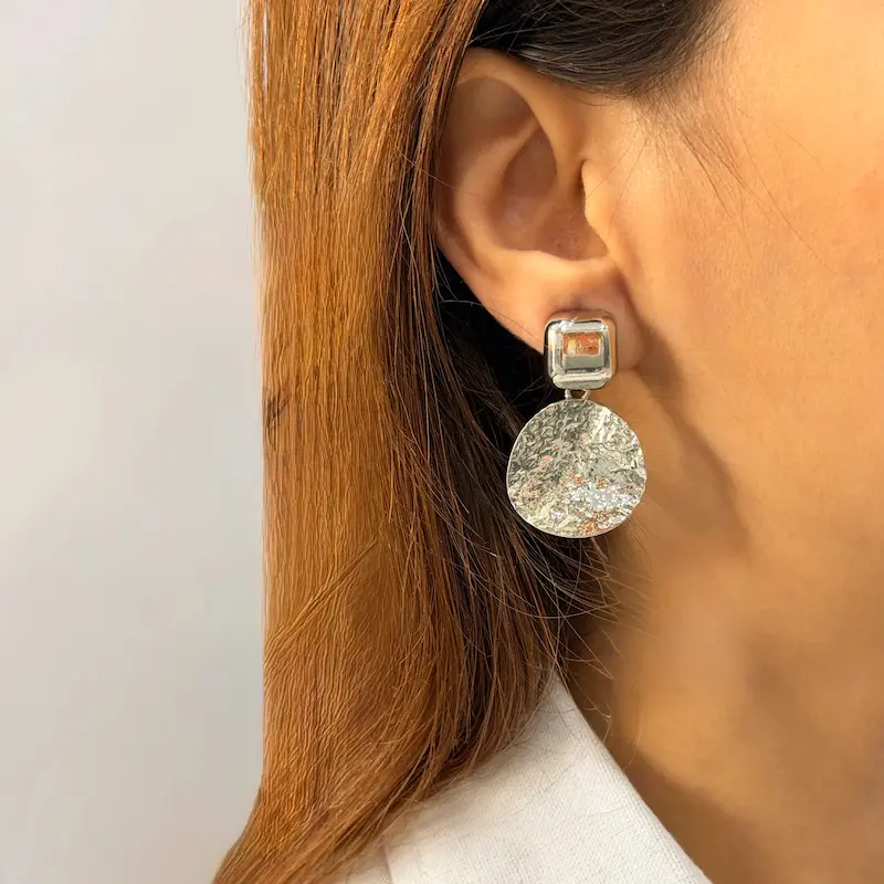 گوشواره طلایی دفرمه استیل میخ نقره فشن