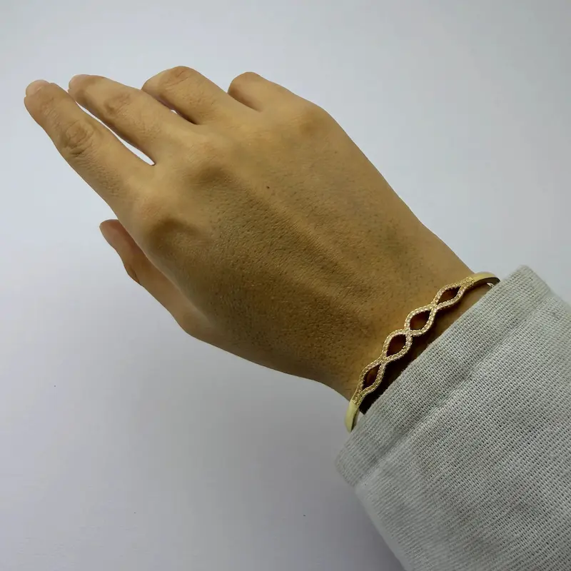 بنگل طلایی استیل طرح هما 