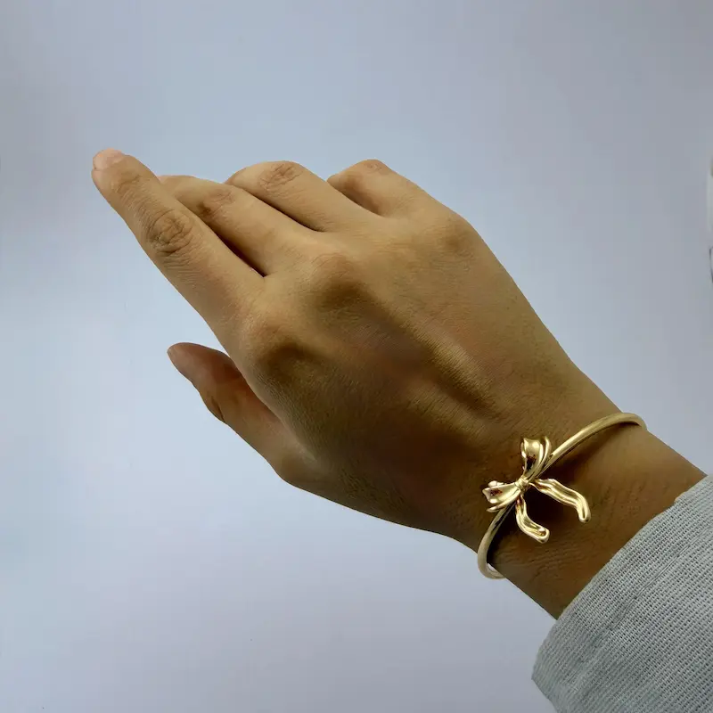 بنگل طلایی استیل طرح پاپیون