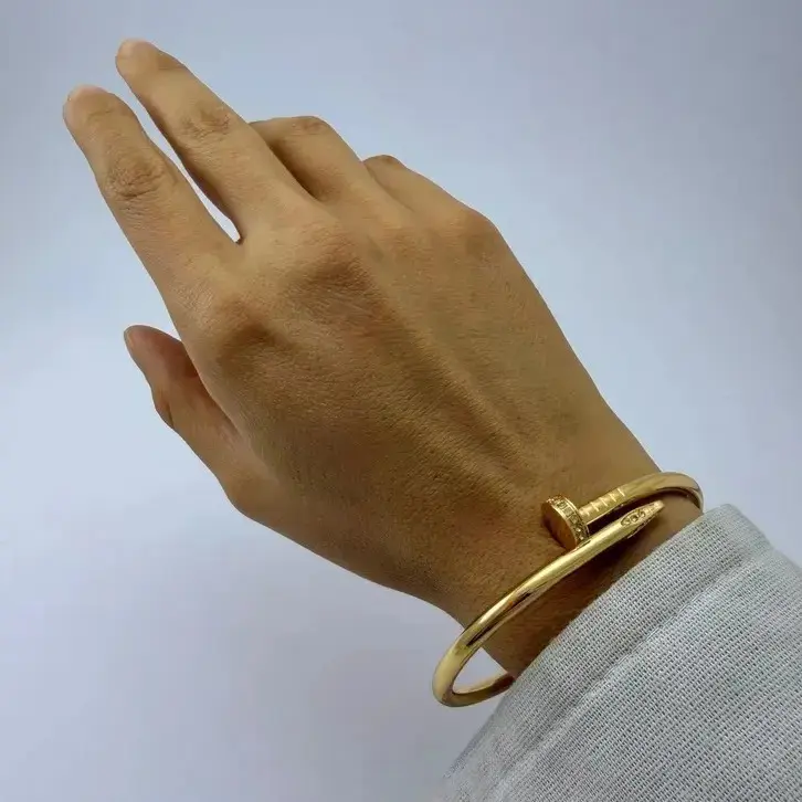 بنگل طلایی آبکاری طلا طرح میخ MD کد BA00146