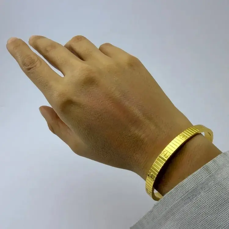 بنگل طلایی استیل کارتیر