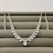 ست گردنبند گوشواره نقره‌ای جواهری الماسی نگینی بیوتیفول