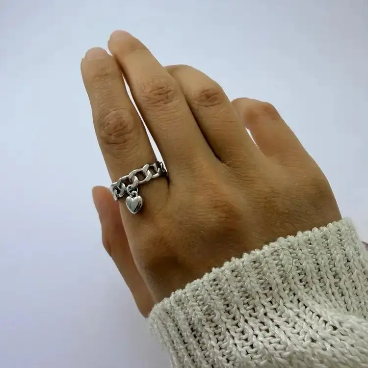 انگشتر نقره‌ای ژوپینگ کارتیر کد AN00104