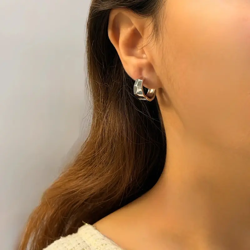 گوشواره نقره‌ای ژوپینگ آیینه‌ای GO00191