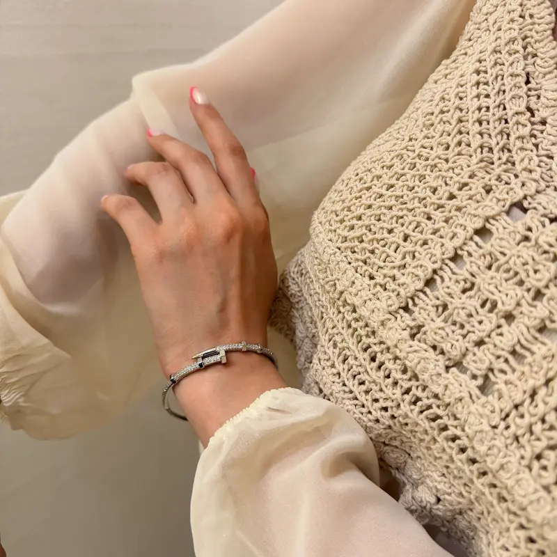 بنگل نقره ای میخی نگین مستر کد BA00234