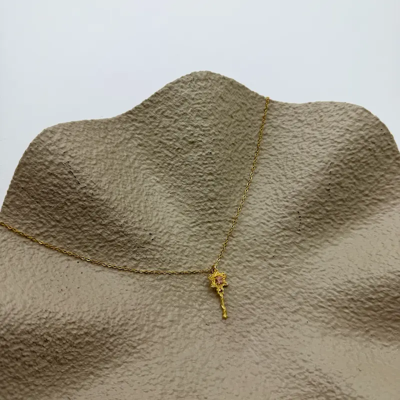 گردنبند طلایی آویز چوب دستی جادویی کد GA00234