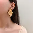 گوشواره طلایی فشن طرح پروانه کد GO00329