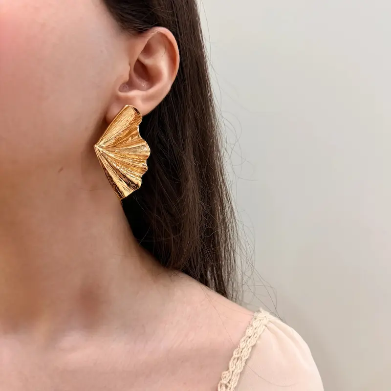 گوشواره طلایی فشن طرح پروانه کد GO00329