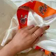 انگشتر طلایی قلب الماسه مینیمال ژوپینگ روی دست