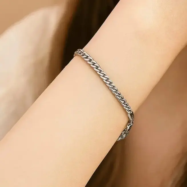 دستبند نقره ای مصور ژوپینگ