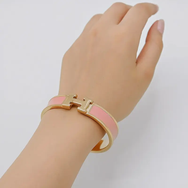 دستبند طلایی صورتی هرمس