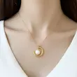گردنبند طلایی ماه و مروارید استیل