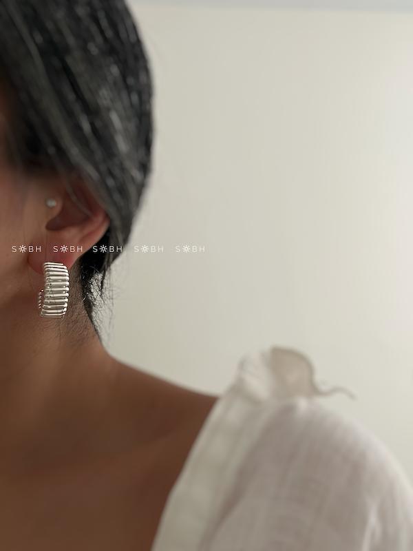 گوشواره حلقه ای شیاردار 