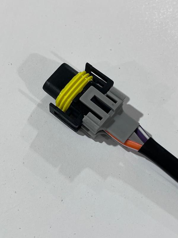 5067/ سوکت پرژکتور مه شکن L90 و ریو،  پایه لامپ H11