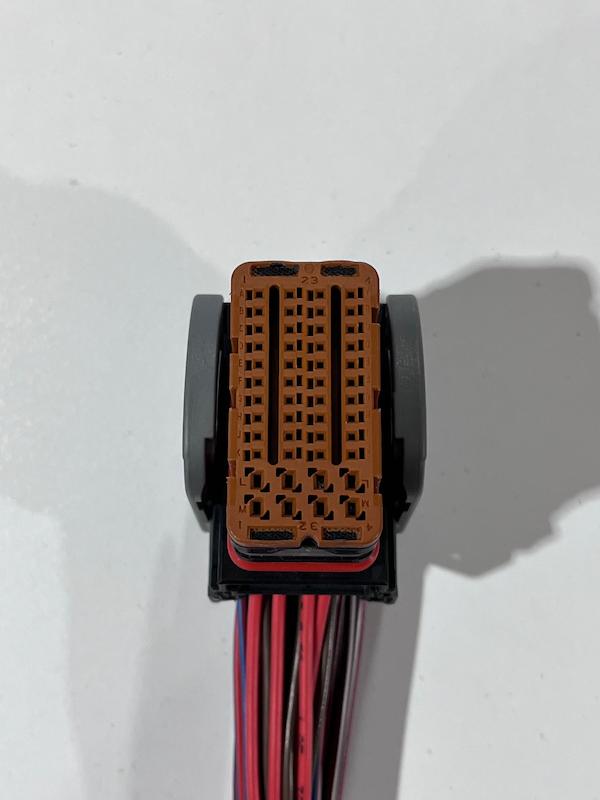 5120/ سوکت ECU قهوه ای 48 خانه 