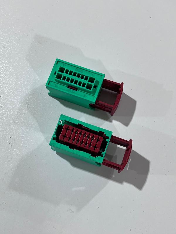 سوکت خام 16 خانه BSM رنگ سبز