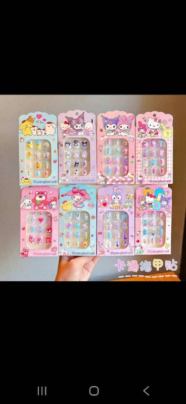 ناخن مصنوعی