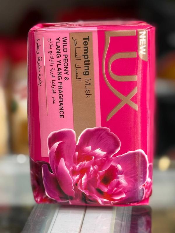 صابون‌ لوکس (Lux Soap Bar) حسی فریبنده و لطیف