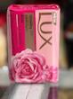 صابون‌ لوکس (Lux Soap Bar) حسی فریبنده و لطیف