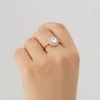 انگشتر زنانه ژوپینگ مدل تک نگین کد AAE464