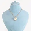 گردنبند زنانه ژوپینگ مدل پروانه کد AAB999