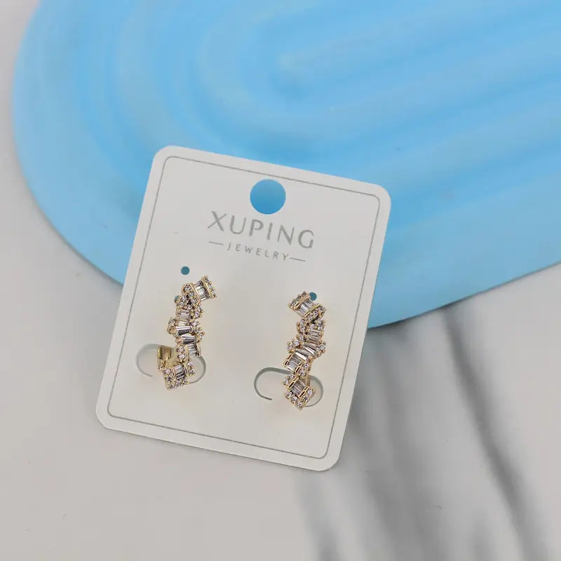 گوشواره میخی زنانه ژوپینگ مدل پرنگین کد AAC1650