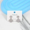 گوشواره میخی زنانه مدل گل ونکلیف کد AAC1560