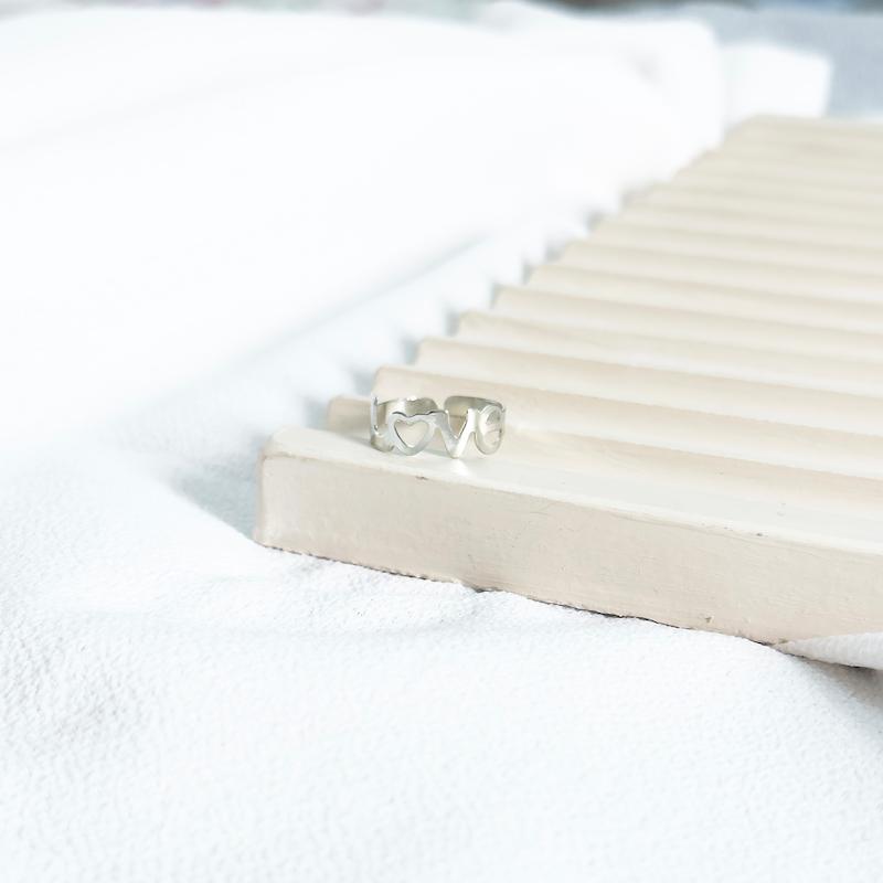 انگشتر پا نقره ای قلب