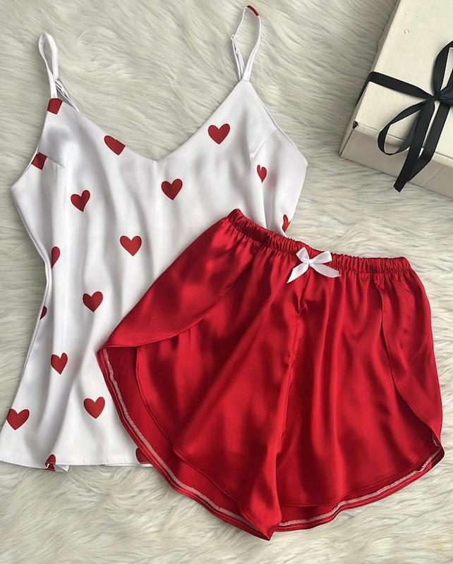 تاپ و شلوارك لاو