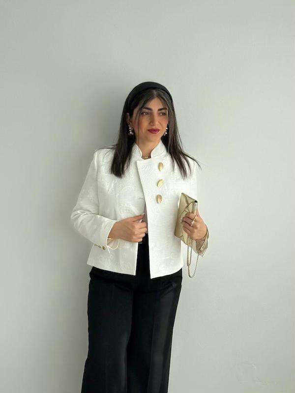 کت تندیس سفید 
