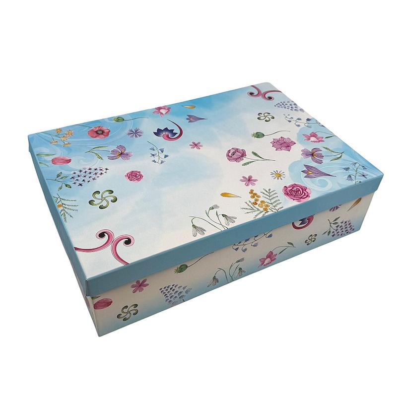 سرویس فنجان و نعلبکی چای خوری آبی گلدار 