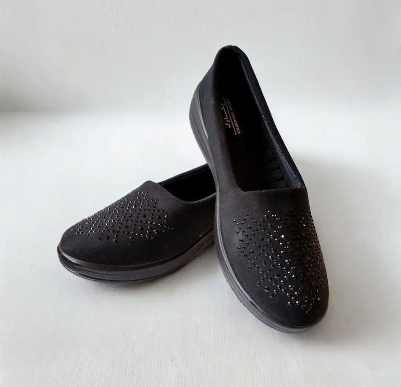 کفش زنانه راحتی مدل نگین دار 🪾