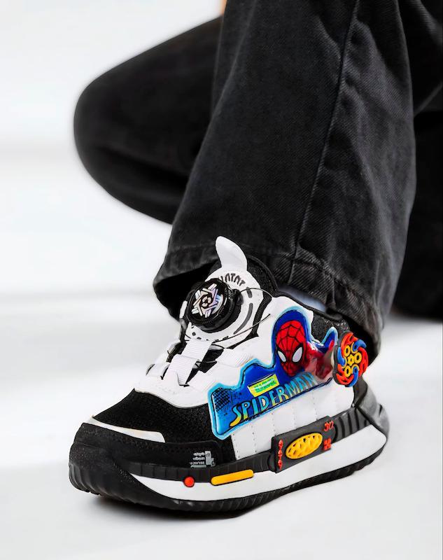 کفش اسپرت بچگانه اسپایدر🎖️