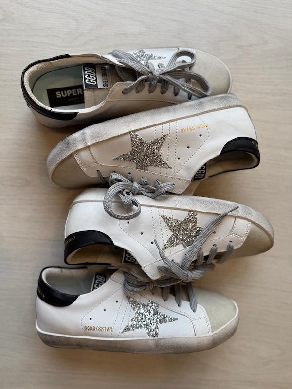 اسنیکرز گلدن گوس white