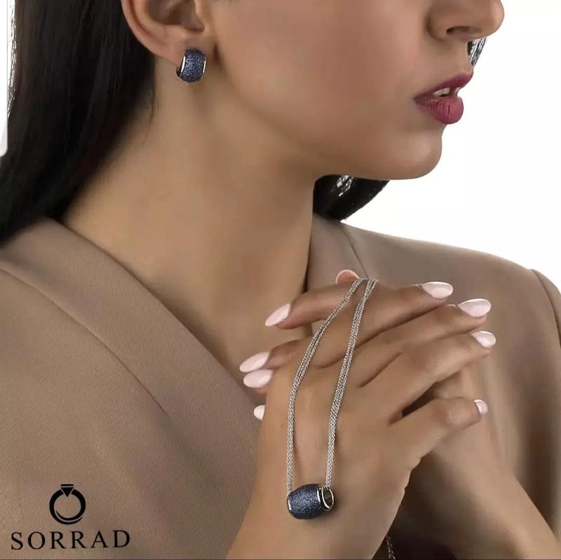 ست گرنبند و گوشواره استوانه ای شنی اکلیلی اپال کلیو