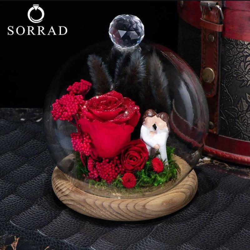 باکس چوبی شیشه ای زوج / گل رز قرمز کهکشانی