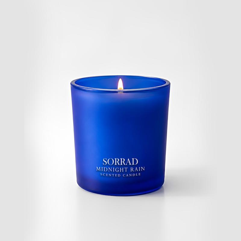 شمع معطر Midnight Rain از کالکشن Privé سراد با ظرف آبی