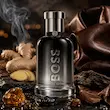 فضای مدرن و مردانه عطر هوگو باس باتلد بیاند با زنجبیل تازه چرم و چوب