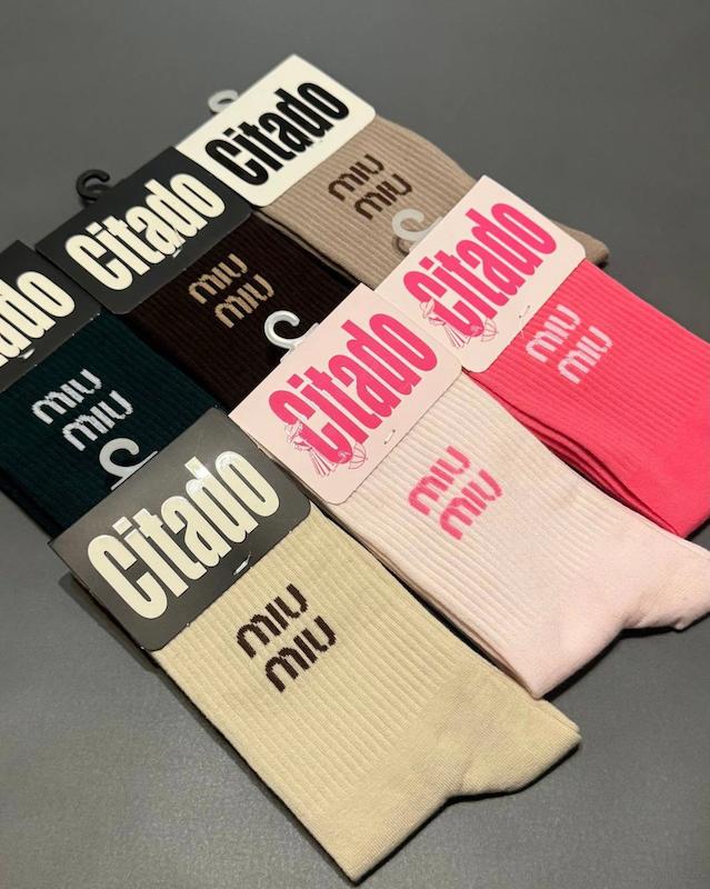 جوراب miu miu