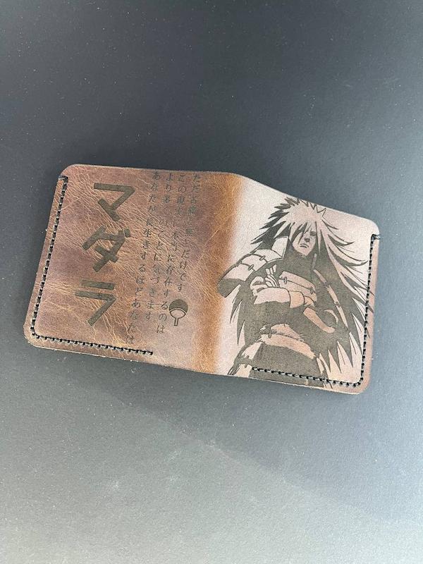 کیف پول چرمی انیمه ای طرح مادارا