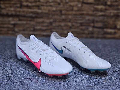 کفش فوتبال نایک مرکوریال ویپور Nike Mercurial Vapor 13