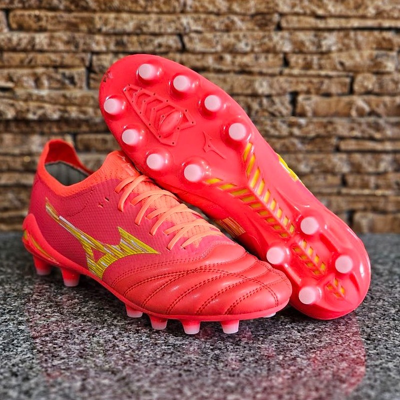 کفش فوتبال میزانو مورلیا زبانه کش Mizuno Morelia Neo 3